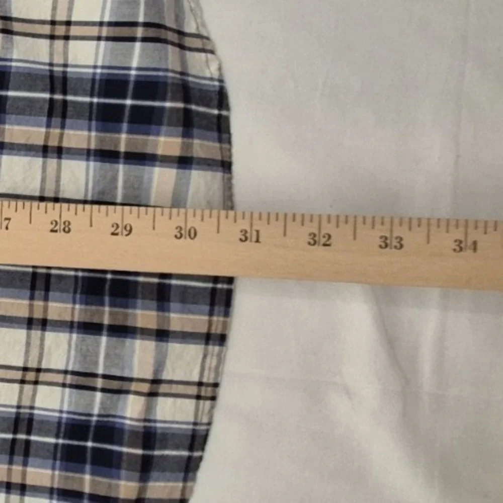 Levi Strauss men's‎ blue plaid Button up shirt XL short sleeve pocket Cotton